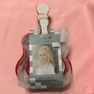 Dolly Parton ceramic Guitar Shaped Measuring Cups
